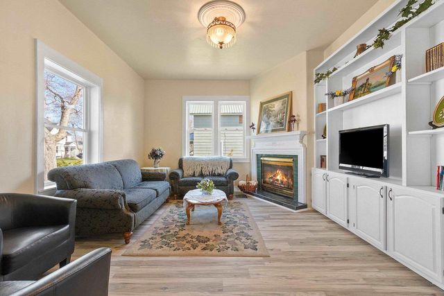 180 S BEEBE AVENUE, Peshtigo, WI 54157