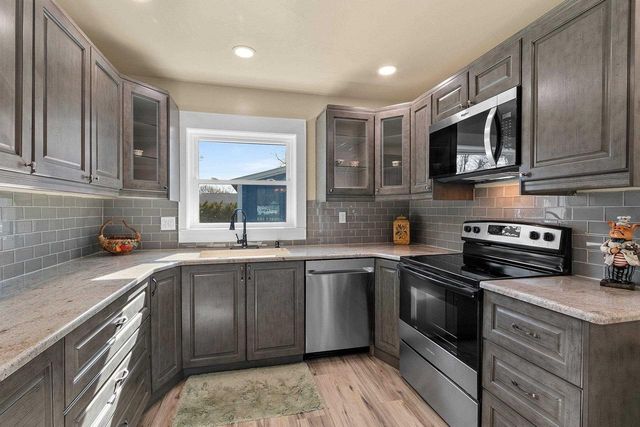 180 S BEEBE AVENUE, Peshtigo, WI 54157