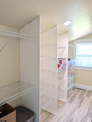 180 S BEEBE AVENUE, Peshtigo, WI 54157