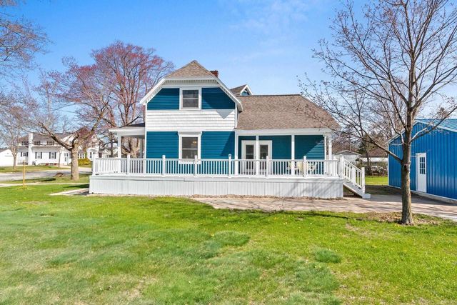 180 S BEEBE AVENUE, Peshtigo, WI 54157