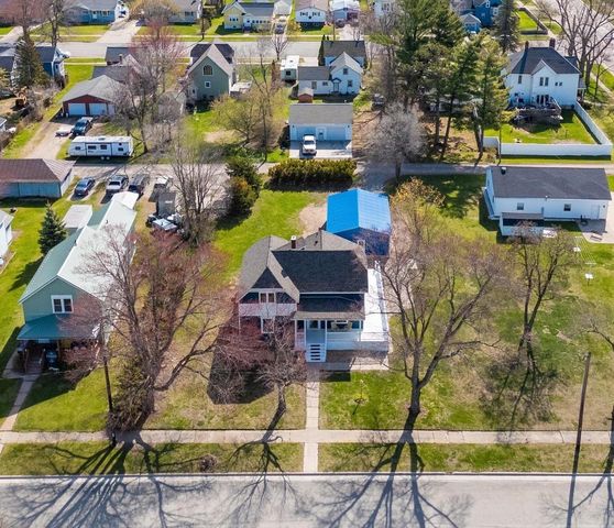 180 S BEEBE AVENUE, Peshtigo, WI 54157