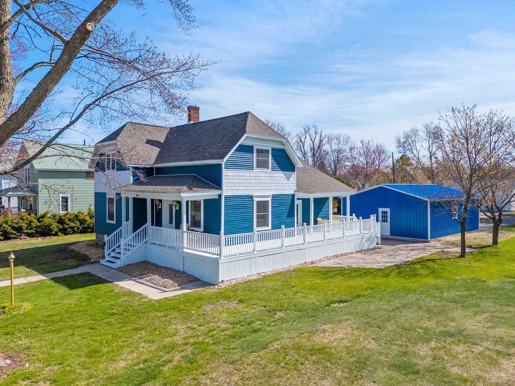 180 S BEEBE AVENUE, Peshtigo, WI 54157