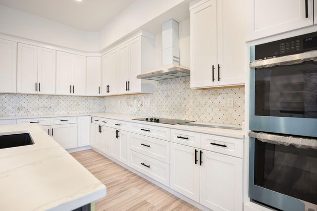 417 Weston Park, Lexington, KY 40515