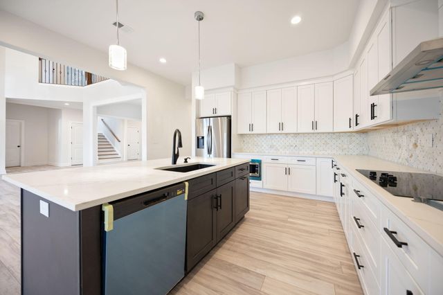 417 Weston Park, Lexington, KY 40515