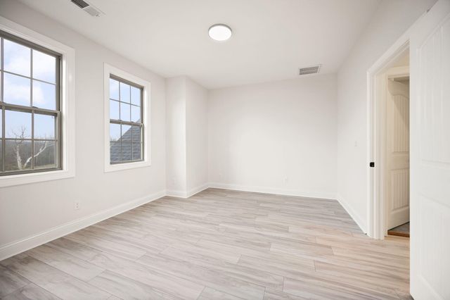 417 Weston Park, Lexington, KY 40515