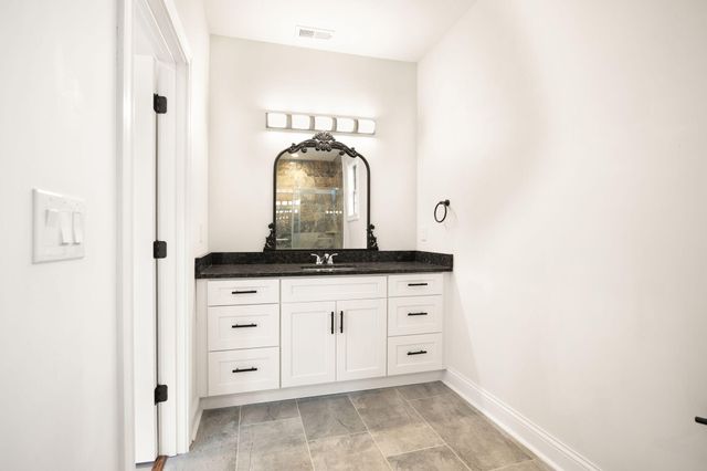 417 Weston Park, Lexington, KY 40515