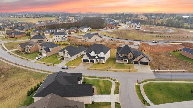 417 Weston Park, Lexington, KY 40515