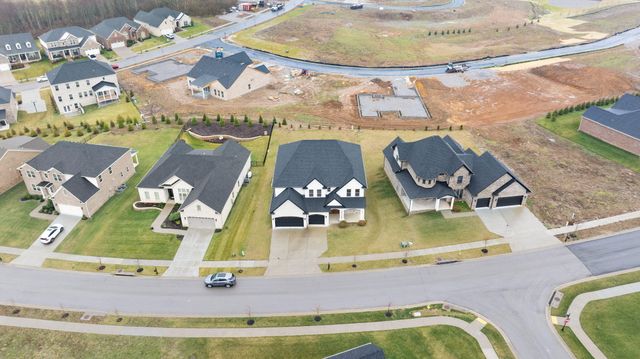 417 Weston Park, Lexington, KY 40515