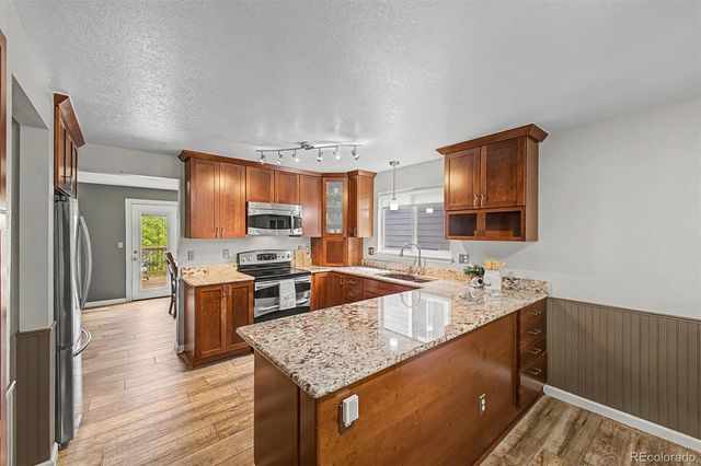 6242 S Robb Way, Littleton, CO 80127
