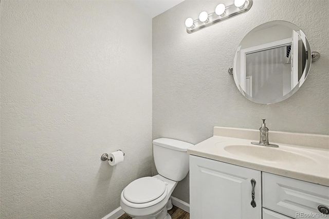 6242 S Robb Way, Littleton, CO 80127