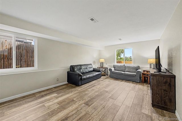 6242 S Robb Way, Littleton, CO 80127