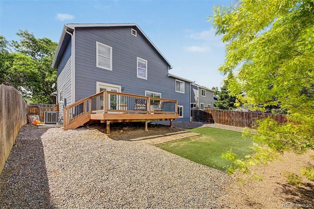 6242 S Robb Way, Littleton, CO 80127