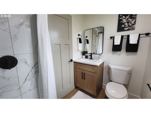 2240 Providence St, Eugene, OR 97401