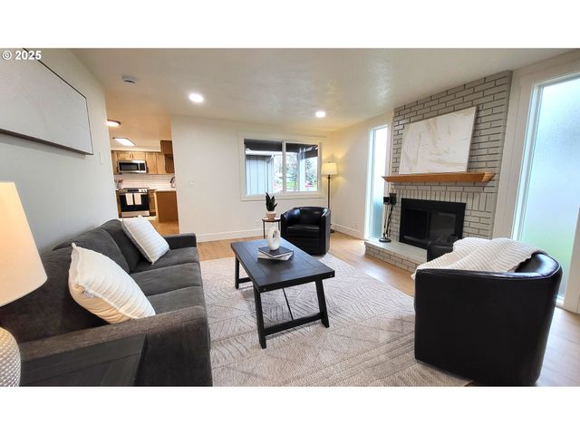 2240 Providence St, Eugene, OR 97401