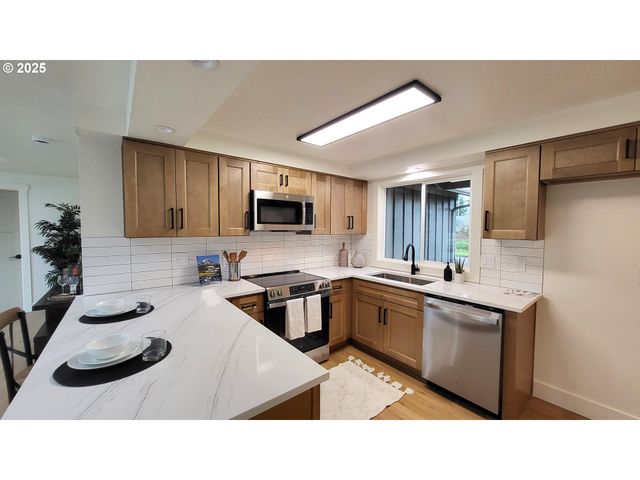 2240 Providence St, Eugene, OR 97401