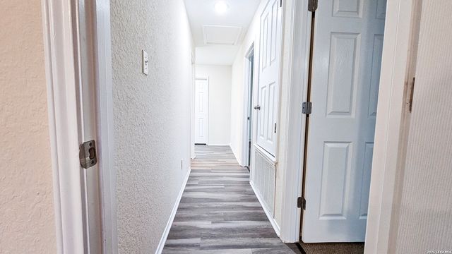 9302 Longmire, San Antonio, TX 78245