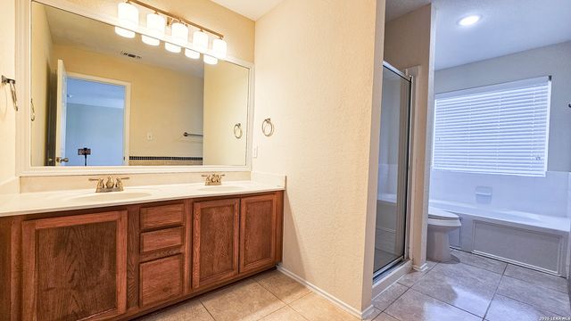 9302 Longmire, San Antonio, TX 78245