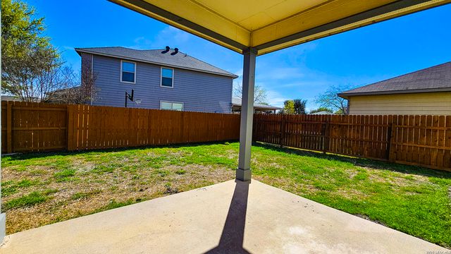 9302 Longmire, San Antonio, TX 78245