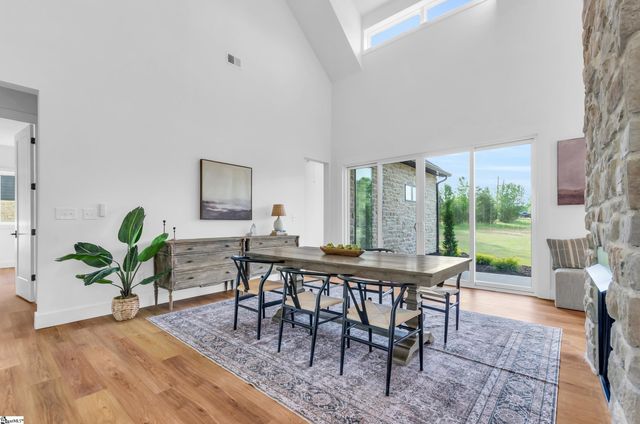 541 E Airport Road, Greer, SC 29651