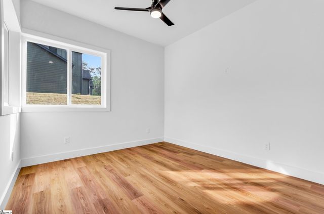 541 E Airport Road, Greer, SC 29651