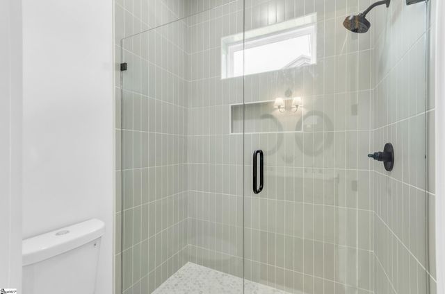 541 E Airport Road, Greer, SC 29651