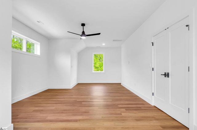 541 E Airport Road, Greer, SC 29651