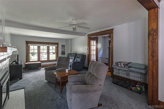 35 Montrose Avenue, Buffalo, NY 14214