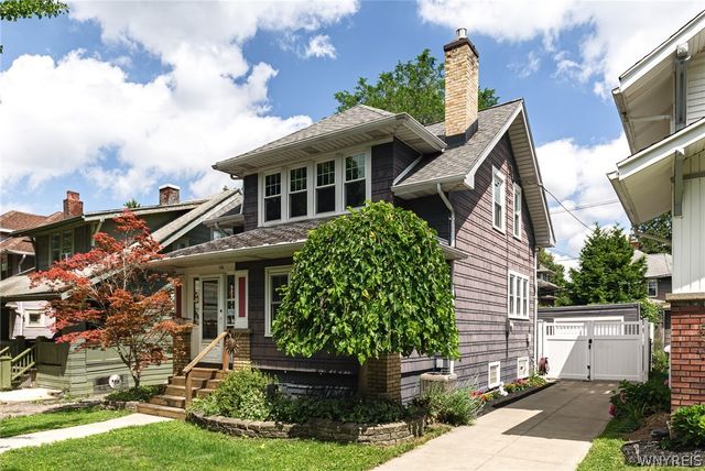 35 Montrose Avenue, Buffalo, NY 14214