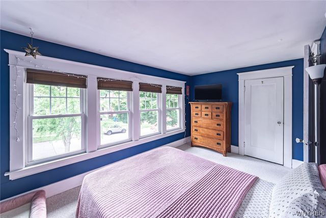 35 Montrose Avenue, Buffalo, NY 14214