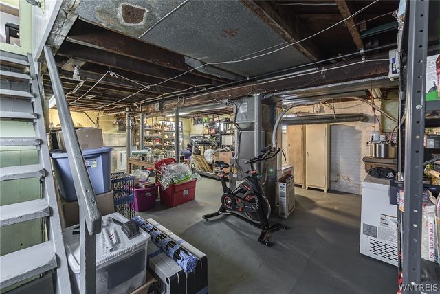 35 Montrose Avenue, Buffalo, NY 14214