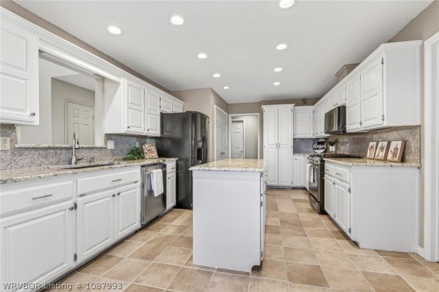 1113 Arapahoe Drive, Van Buren, AR 72956