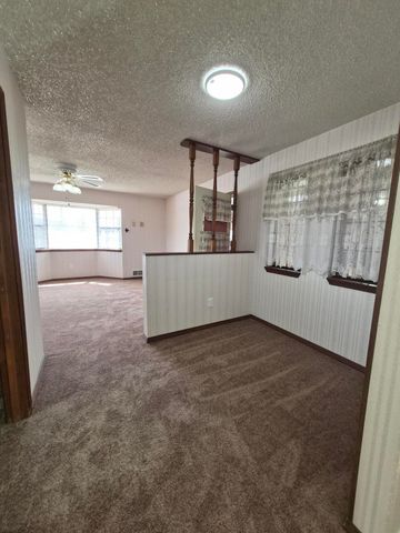 3804 Hilton Avenue NE, Albuquerque, NM 87110