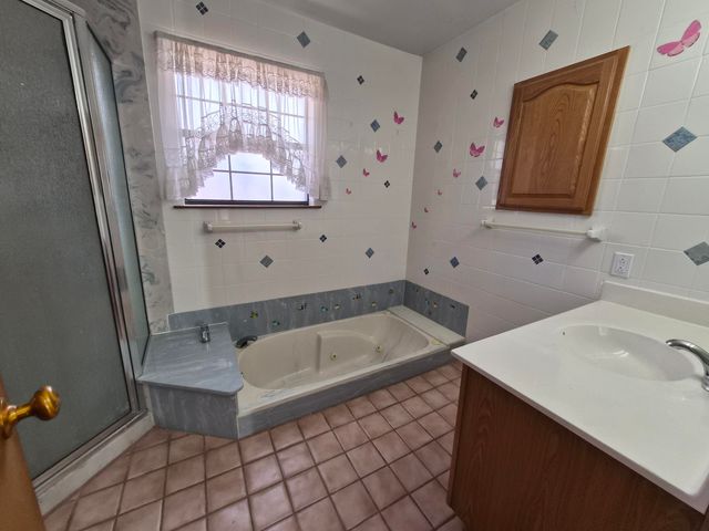 3804 Hilton Avenue NE, Albuquerque, NM 87110