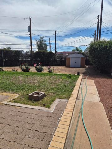 3804 Hilton Avenue NE, Albuquerque, NM 87110