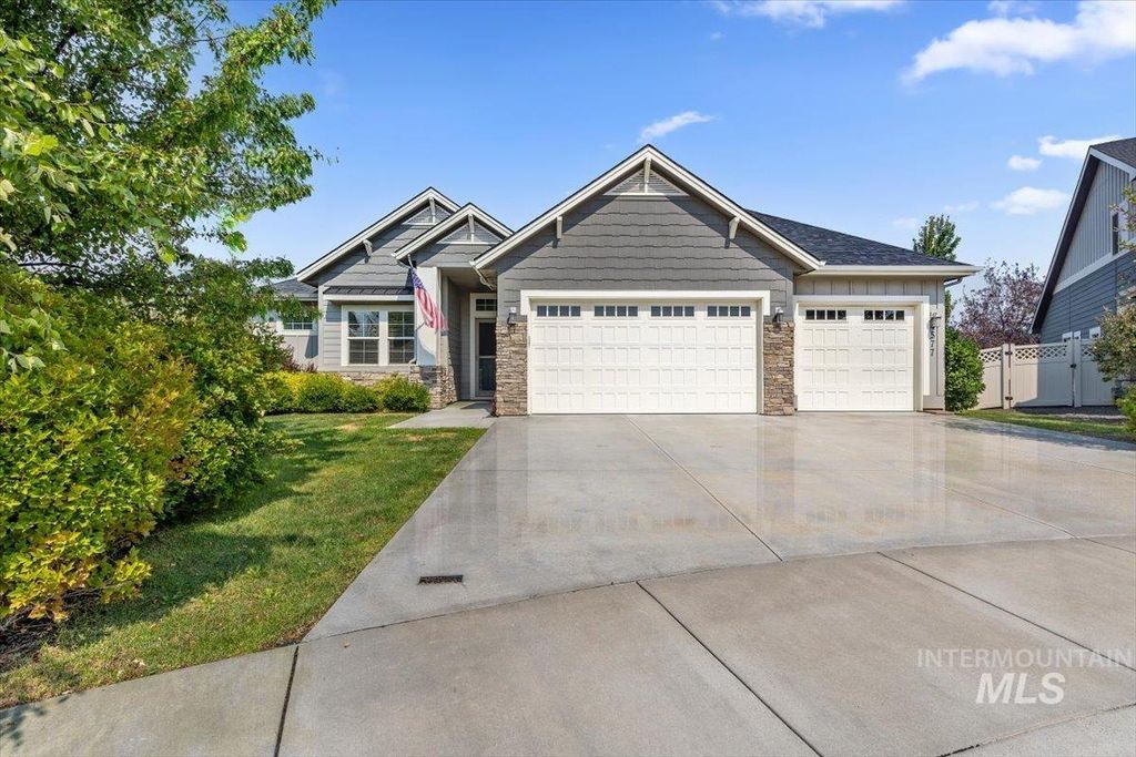4577 N Comiso Place, Meridian, ID 83646