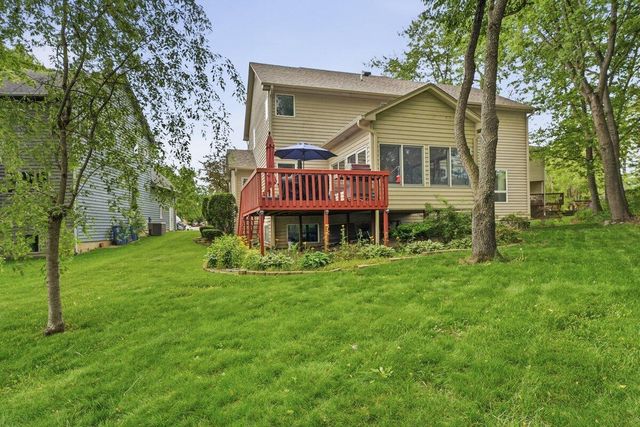 5204 Woodmere Court, Valparaiso, IN 46383