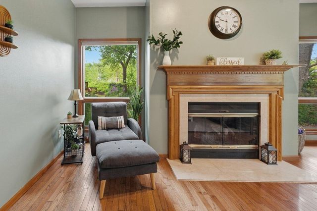 5204 Woodmere Court, Valparaiso, IN 46383