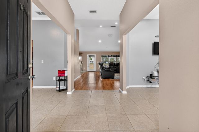 1401 SW Bougainvillea Avenue, Port St. Lucie, Port St Lucie, FL 34953