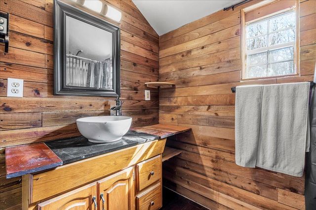 105 Patricia Rd, Clay City, KY 40312