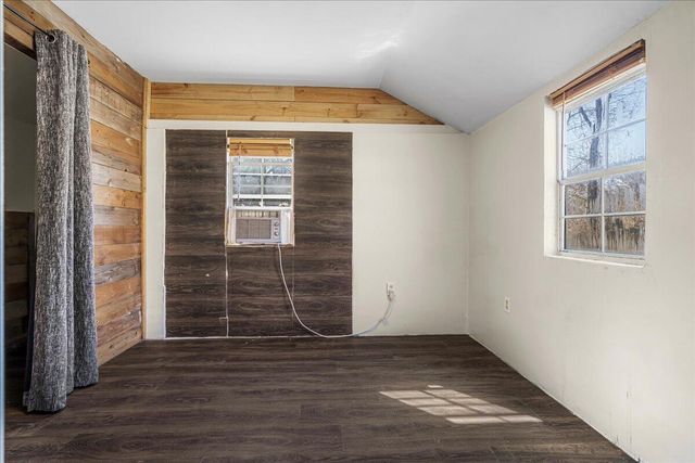 105 Patricia Rd, Clay City, KY 40312