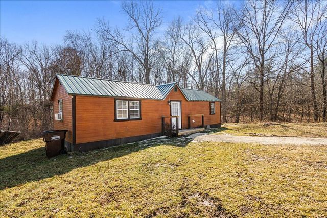 105 Patricia Rd, Clay City, KY 40312