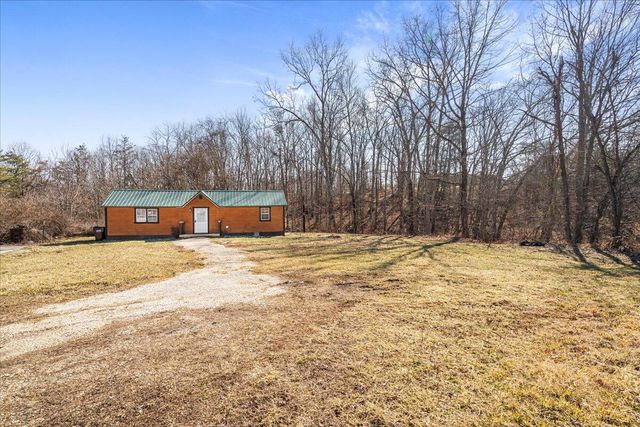 105 Patricia Rd, Clay City, KY 40312