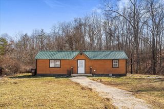 105 Patricia Rd, Clay City, KY 40312