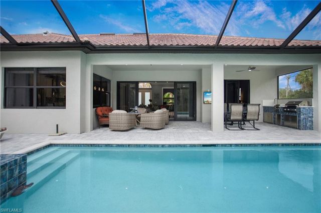 610 25th AVE NW, Naples, FL 34120