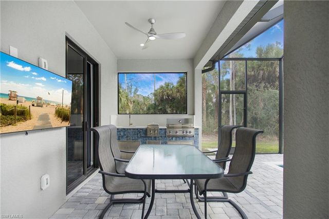 610 25th AVE NW, Naples, FL 34120