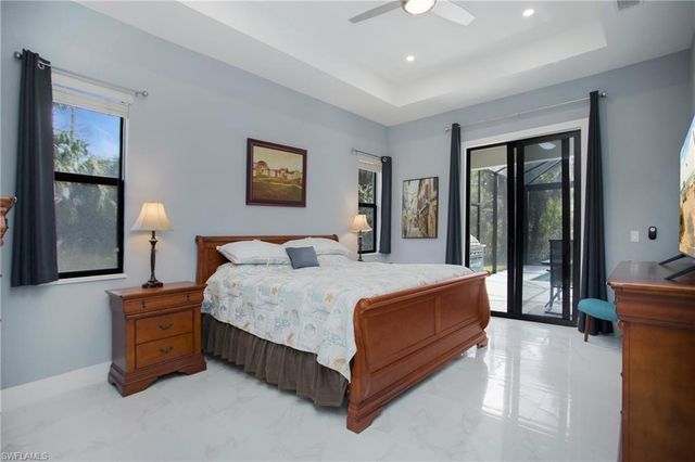 610 25th AVE NW, Naples, FL 34120