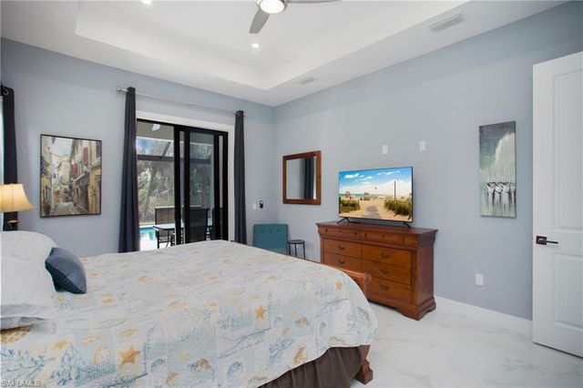 610 25th AVE NW, Naples, FL 34120