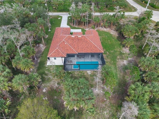 610 25th AVE NW, Naples, FL 34120