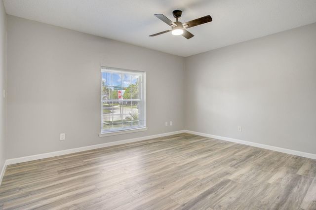 10403 Stockman Lane, Sugar Land, TX 77498