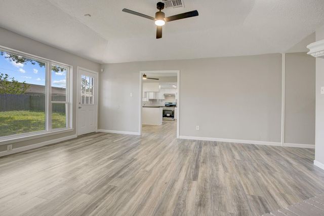 10403 Stockman Lane, Sugar Land, TX 77498